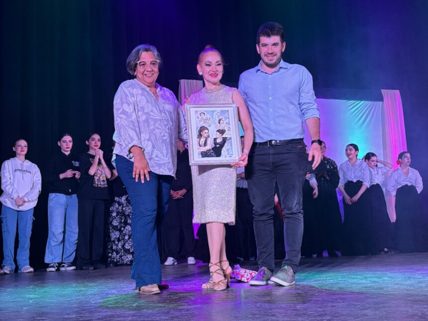 Flashmob y encuentro en el Cultural para celebrar los 50 años de Susana Bosio con la danza