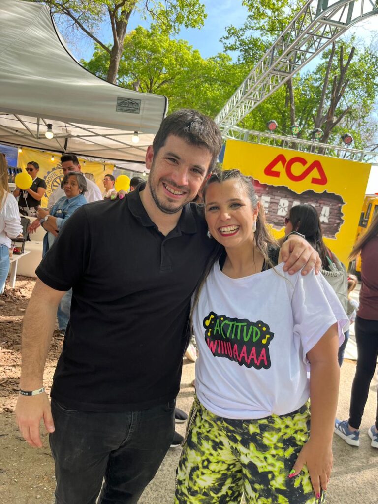 Brillos, plumas y samba fueron parte de la décima “Maratón de Ritmos”, que se vino con todo