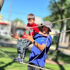 La Colonia Municipal de Invierno recibió la visita de los alumnos de Rugby del Jockey Club