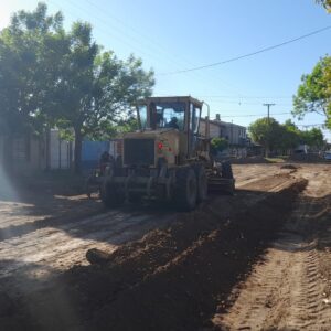 Los equipos municipales preparan el terreno para una nueva pavimentación
