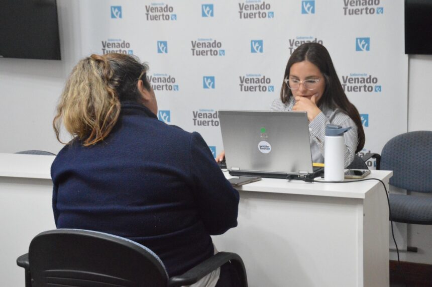 Nuevo censo de trabajadores municipales permite la actualización de datos