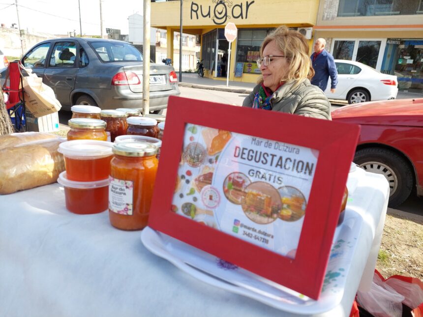 La plaza Doctor Juan Escribano vuelve a recibir a los “Huerteros en tu Barrio”