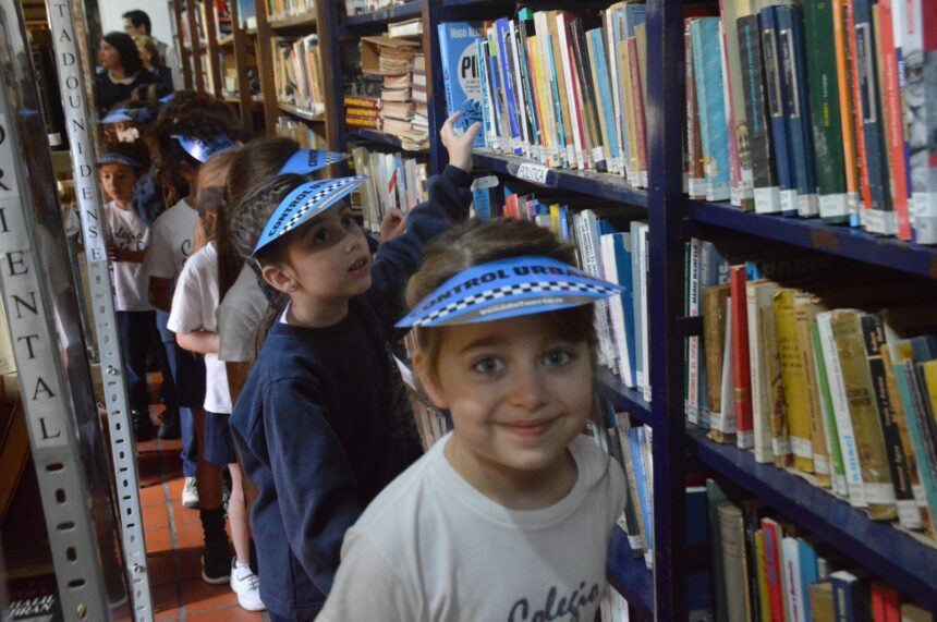 “Te Estamos Mirando”: alumnos del colegio Santa Rosa participaron de programa vial