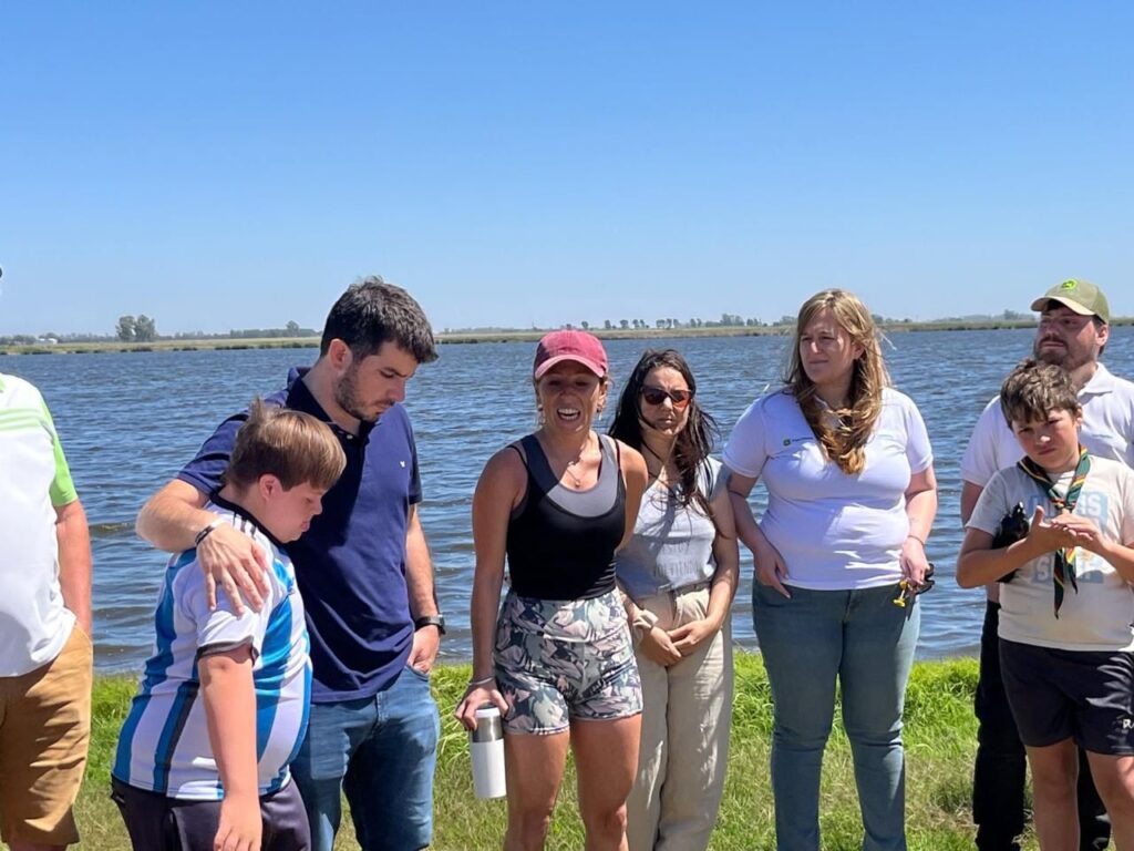 Galnares: “Junto a un centenar de venadenses forestamos la Laguna El Hinojo”