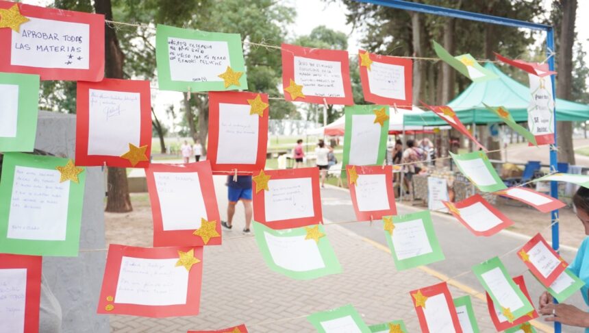 Vecinos dejaron sus mejores deseos para esta navidad en el “Venite al Parque”