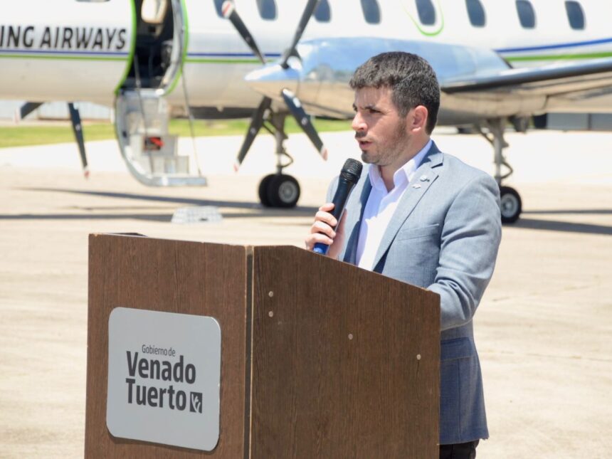 Chiarella sobre la nueva conexión aérea para Venado Tuerto: “Es una oportunidad para el desarrollo de la ciudad”