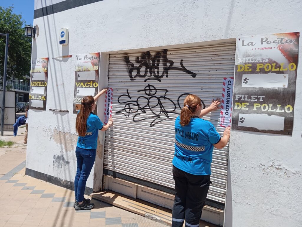 Se procedio a la clausura preventiva de una carnicería por mercadería en mal estado y no apta para el consumo