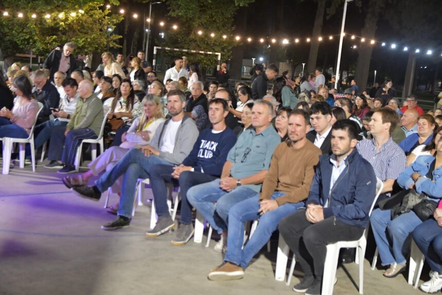 Emotivo acto de asunción de las nuevas autoridades de las Comisiones Vecinales