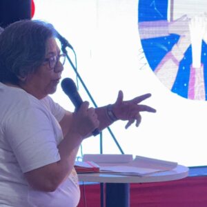Carabajal expuso sobre “Nuestros Patios Susurran” en un encuentro de Cultura Provincial