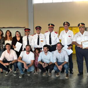 Reconocen a Bomberos venadenses que efectuaron tareas de rescate en derrumbe de Villa Gesell