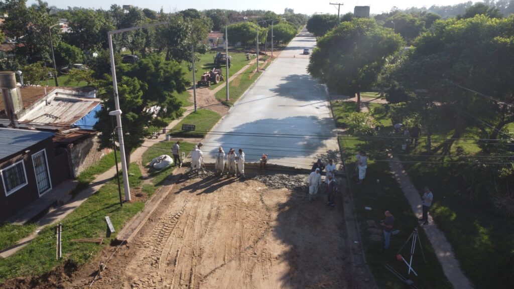 Obras que no paran: el Gobierno Municipal sumó una nueva cuadra de pavimento en el barrio Ciudad Nueva