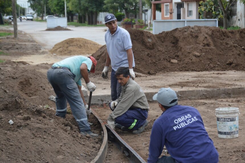 El Municipio sigue adelante con la ejecución de obras de pavimento en los barrios