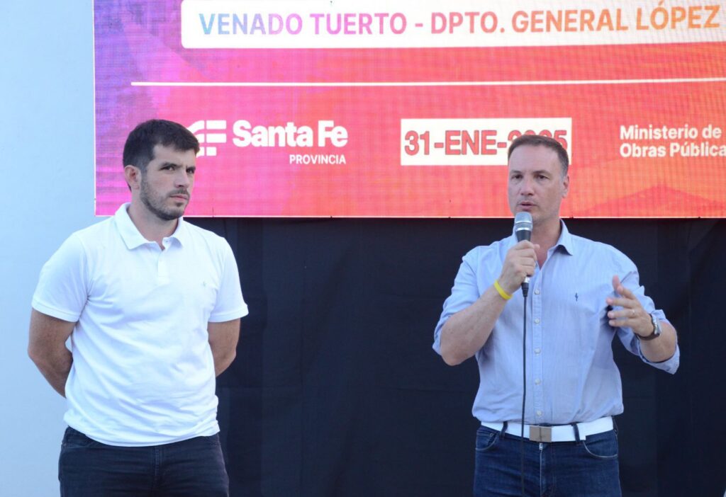 Ocho oferentes: Presidido por Chiarella y Enrico se realizó la apertura de sobres para la construcción de 52 viviendas