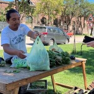 Los “Huerteros en tu Barrio” ofrecerán sus productos en la plaza Italia