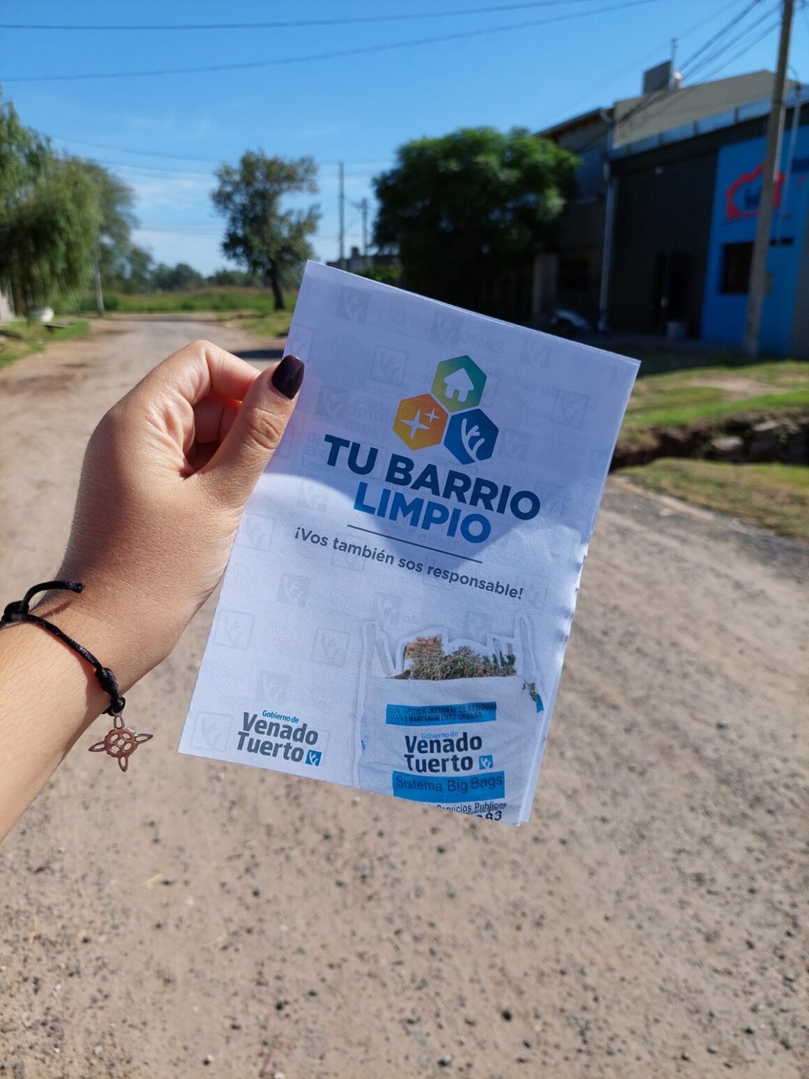 “Tu Barrio Limpio”: interiorizan a vecinos del San Vicente en una buena gestión de los residuos mayores