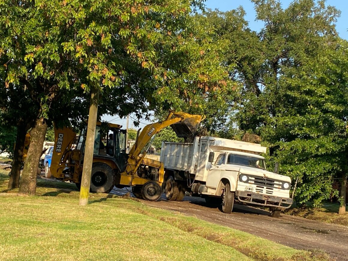 Un Gobierno cerca del vecino: se instrumentó este sábado un operativo de limpieza en barrio Güemes
