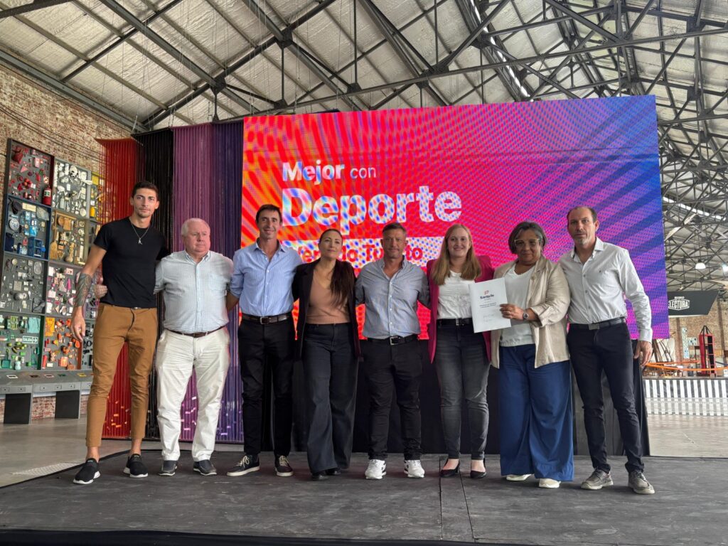 El Gobierno de Venado Tuerto firmó convenio de adhesión al programa “Mejor con Deporte”