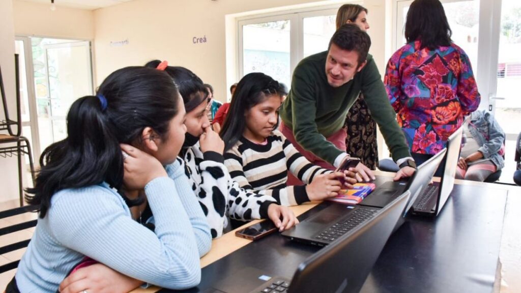 Para chicas de 12 a 21 años: lanzan la capacitación “Introducción a la Programación”