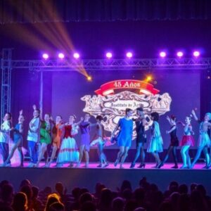 El Instituto de Artes festeja en el Cultural el Día Internacional de la Danza