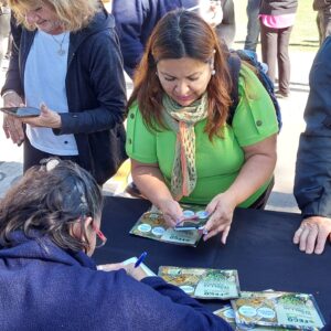 Cultivar distribuyó en el “Venite al Parque” más de 500 kits semilleros de estación