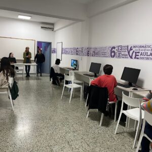 “Conecta Empleo”: chicas programadoras ya se capacitan en Inteligencia Artificial