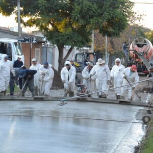 Obras que mejoran la vida: el pavimento también llegó a San Luis entre Camps y Rodríguez Peña