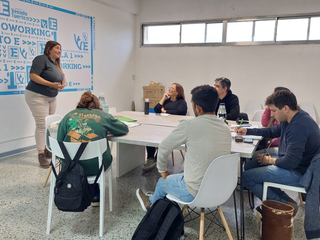 “Impulso Emprendedor” capacitó sobre estrategias de negociación orientada a proveedores