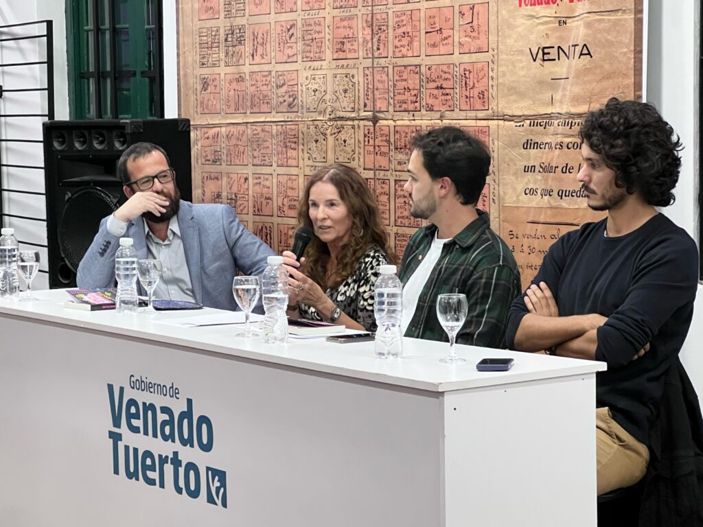 Los historiadores García y Magi presentaron el libro “Municipio para Armar” en la Casa Museo