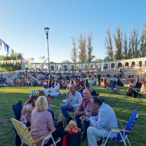 Celebración en familia: festival del Día del Animal en plaza Italia