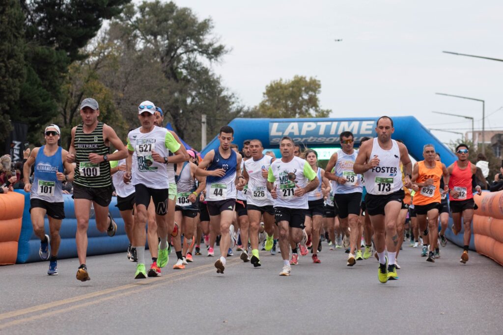 No los paró ni la lluvia: exitosa quinta edición de la Media Maratón 21k “Objetivo Cierre Basural”