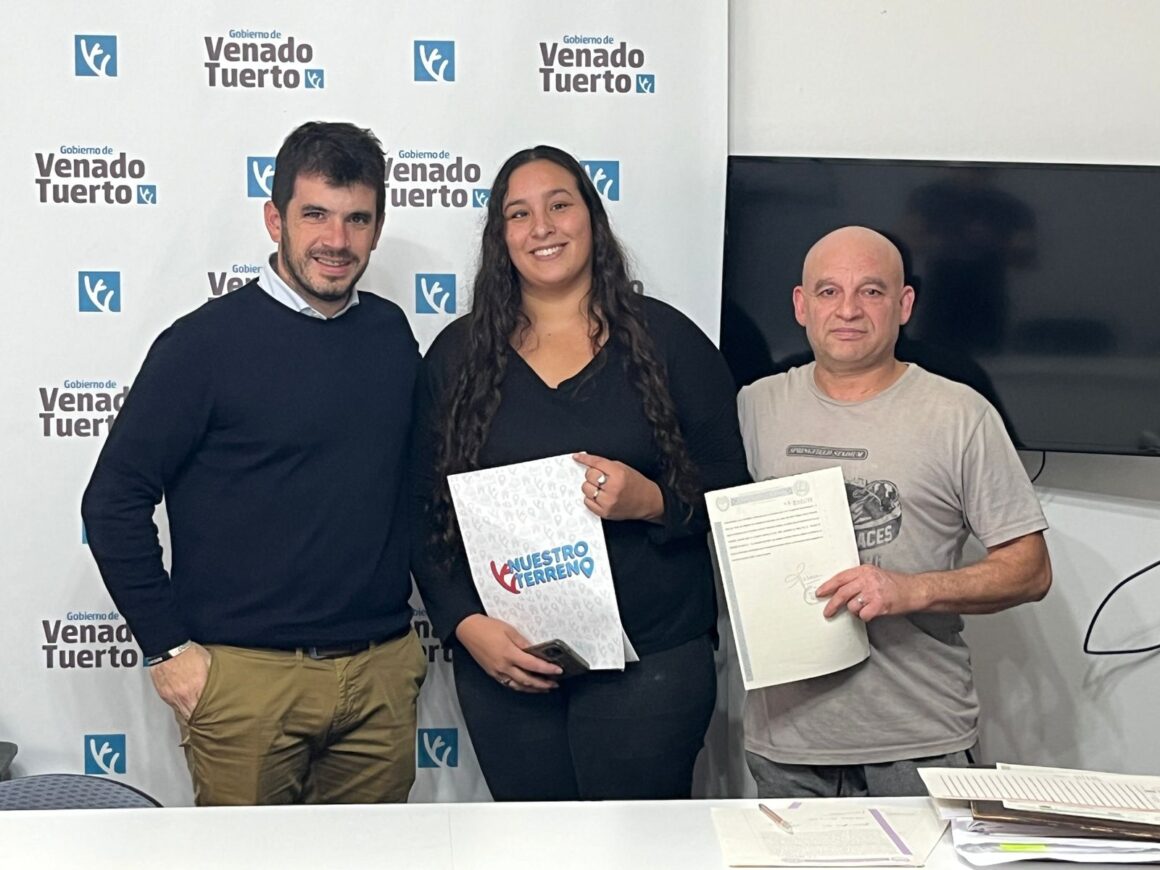 El sueño de la casa propia, más cerca: firma de boletos con beneficiarios suplentes del programa “Nuestro Terreno”