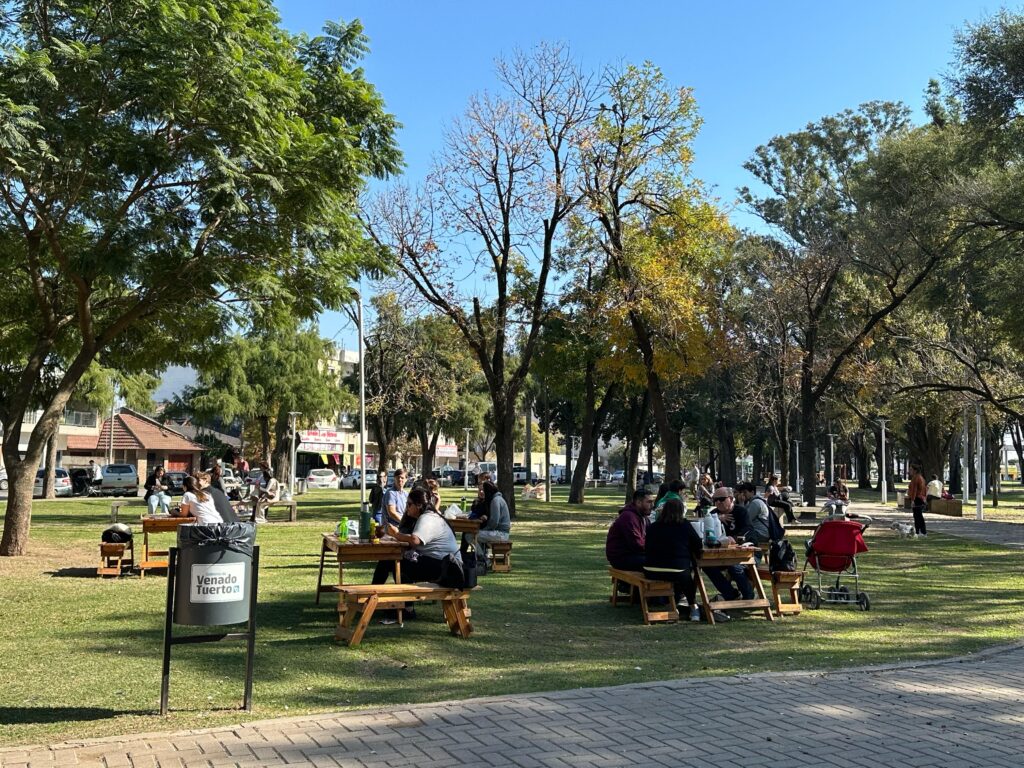 Concientización sobre enfermedad celíaca y charla huertera en el “Venite al Parque” del domingo