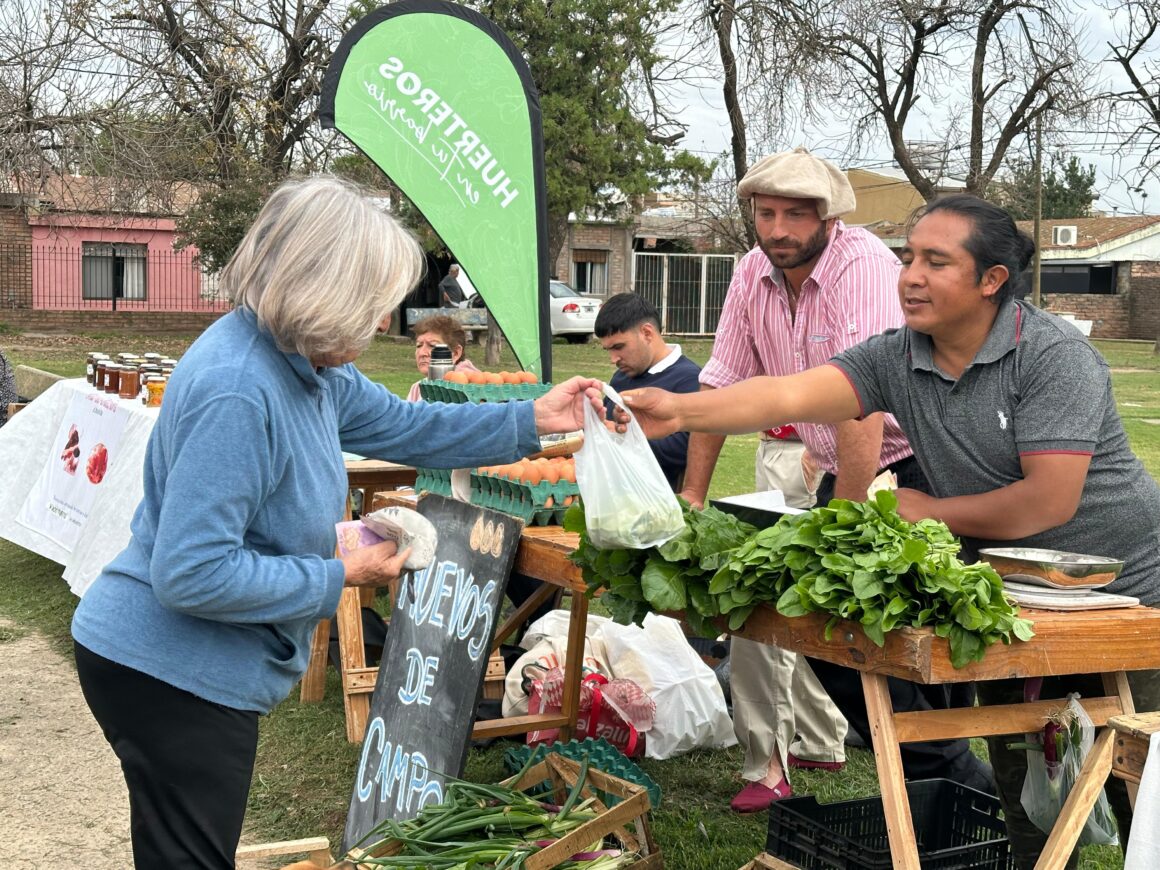 “Huerteros en tu Barrio” visita el miércoles la plaza Italia
