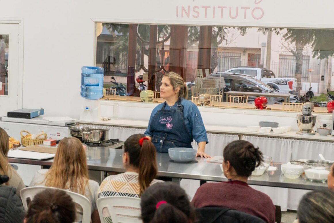 Elaboración de pastelitos caseros, otra oportunidad para emprendedores gastronómicos