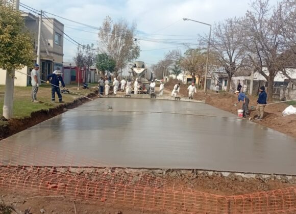 Ciudad en crecimiento: el barrio Güemes suma una nueva cuadra de pavimento