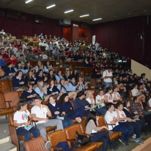 Charla de Eduardo Smok sobre Conducción Segura en la semana de la Seguridad Vial