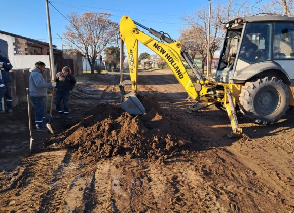 Obras pluviales: Conectan sumideros al desagüe de Moreno y Basualdo