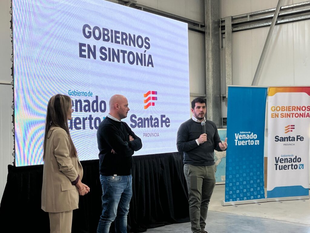 Chiarella y Losada encabezaron la presentación en Venado Tuerto del Santa Fe Business Forum 2025