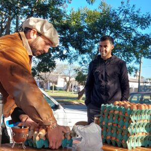 “Huerteros en tu Barrio” abre julio en la plaza Rosario Vera Peñaloza