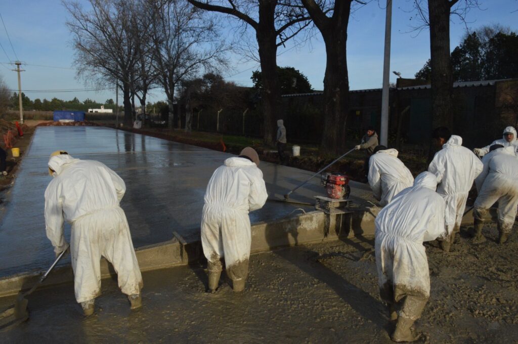 Obras en Marcha: más pavimento para mejorar la transitabilidad por la ciudad