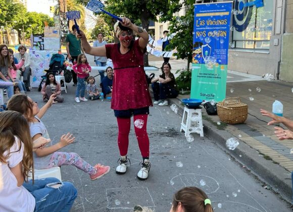 Única función: Krapodina vuelve con “Flashero”, un espectáculo de burbujas en el Cultural