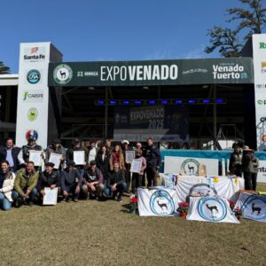 La diputada Galnares, presente en ExpoVenado y apoyando a los cabañeros ovinos en la Capital Provincial del Hampshire Down
