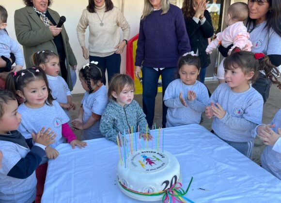 Con la presencia del Intendente, el jardín “Divino Niño” celebró su Vigésimo Aniversario