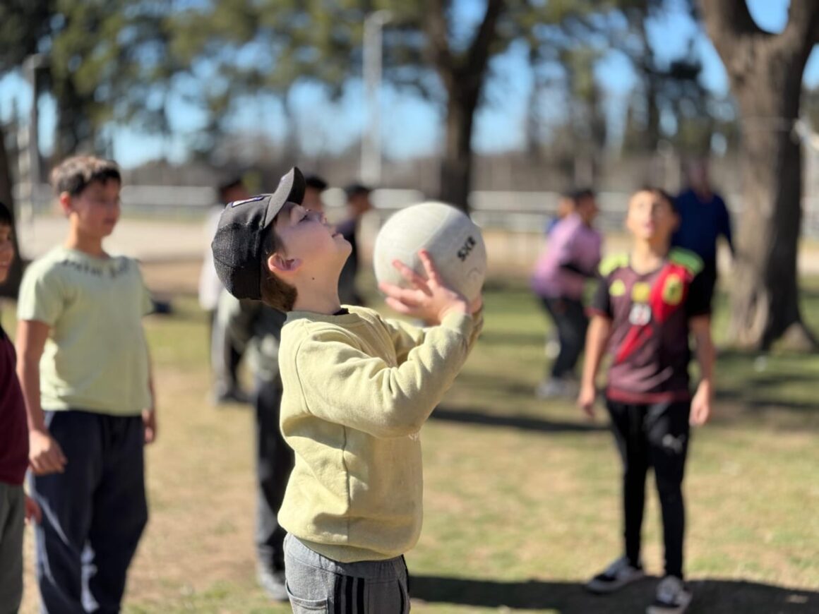 Mañana deportiva en la Colonia Municipal de Invierno