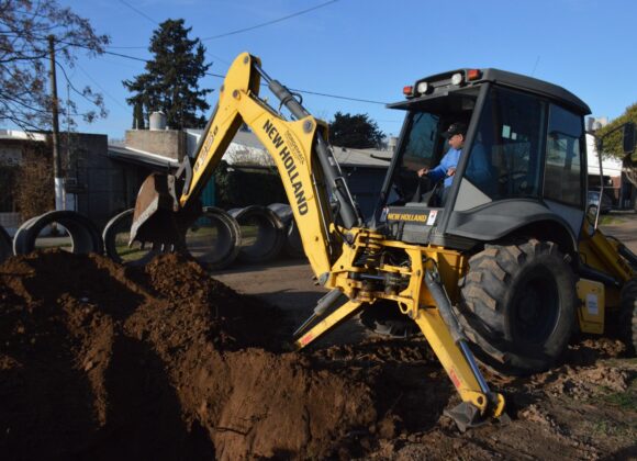 Obras de desagüe y limpieza en distintos puntos de la ciudad