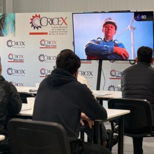 “Conecta Empleo” ya capacita en pintura industrial líquida en el Centro de Simuladores