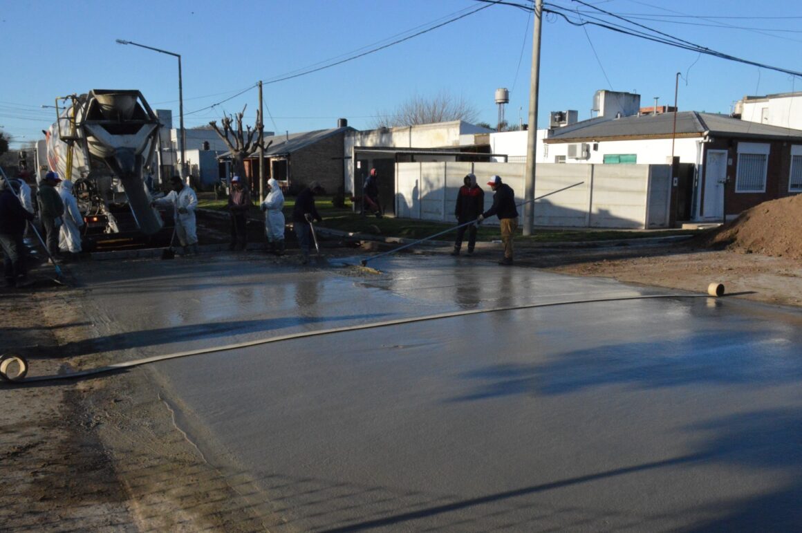 Obras que no paran: siguen los trabajos de hormigonado y preparación de nuevas pavimentaciones