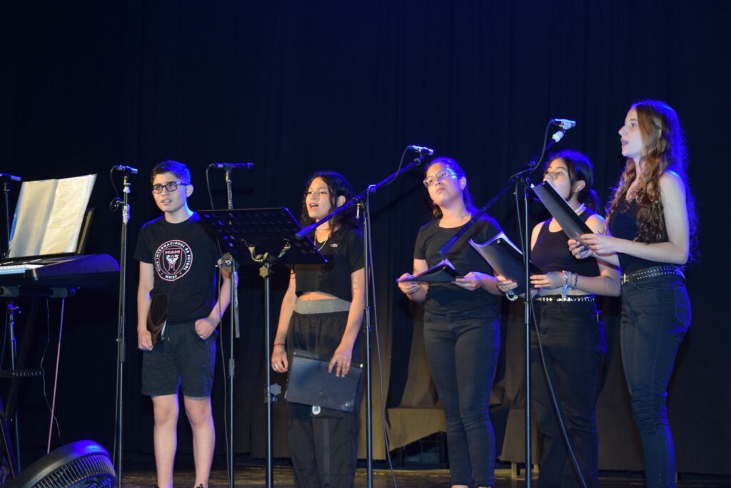El Taller Municipal de Canto Popular presenta su espectáculo “Raíces Argentinas”