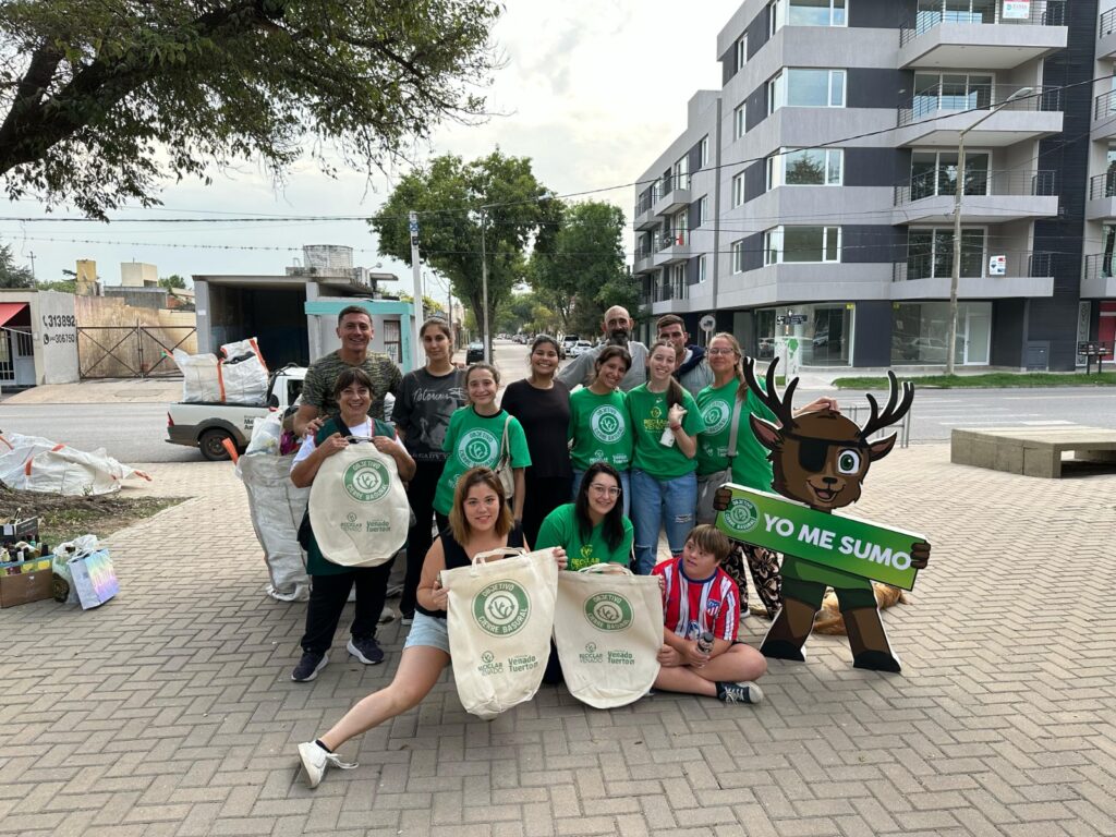 Canje de Reciclables por Ecotachos en Plaza España
