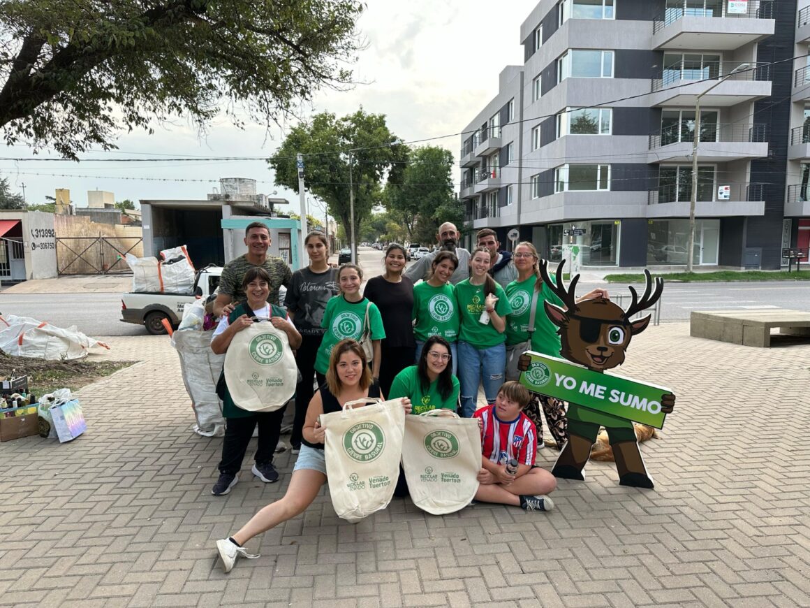 Canje de Reciclables por Ecotachos en Plaza España